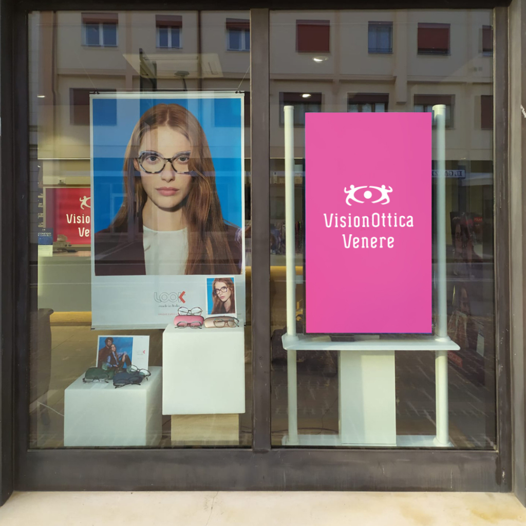 installazione-digital-signage-visionottica-venere